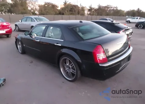 2005 Chrysler 300C from USA, damaged, VIN 2C3JA63H55H653677